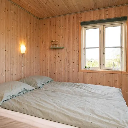 Cozy Seaside Escape-by Traum Holiday home *